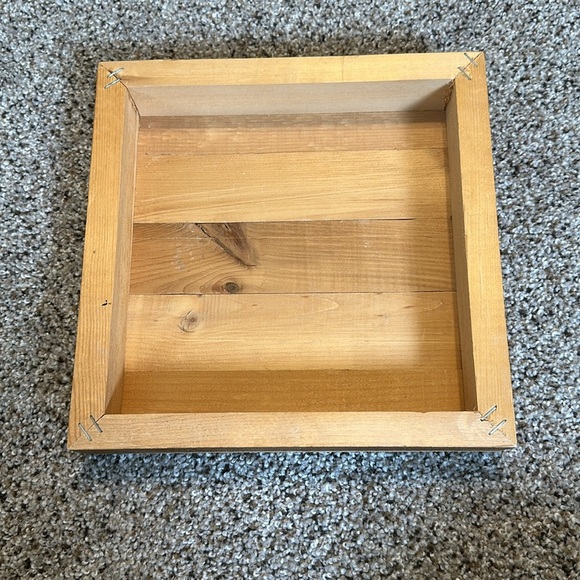 “the best things in life aren’t things” Wooden Sign, EUC - Picture 2 of 3